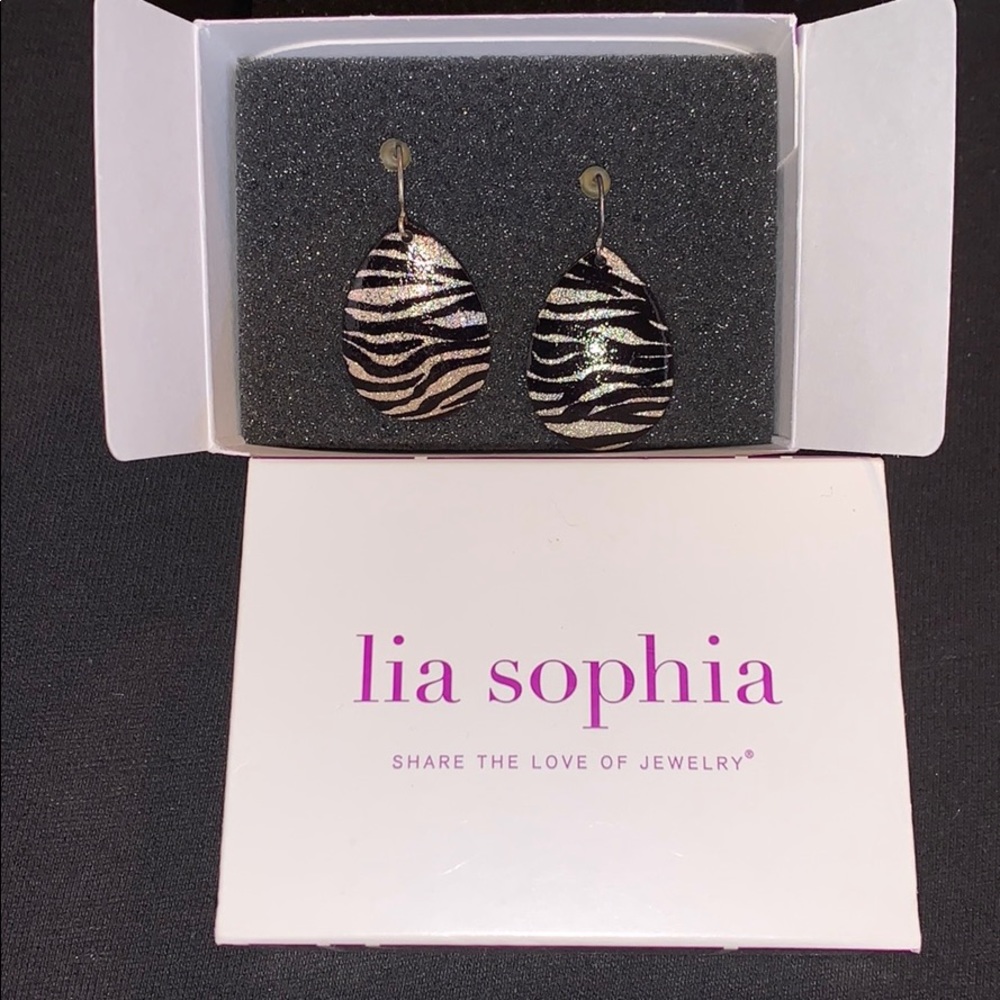 Lia Sophia Earrings